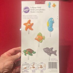 Wilton Ocean Animal Lollipop Mold - Multicolor